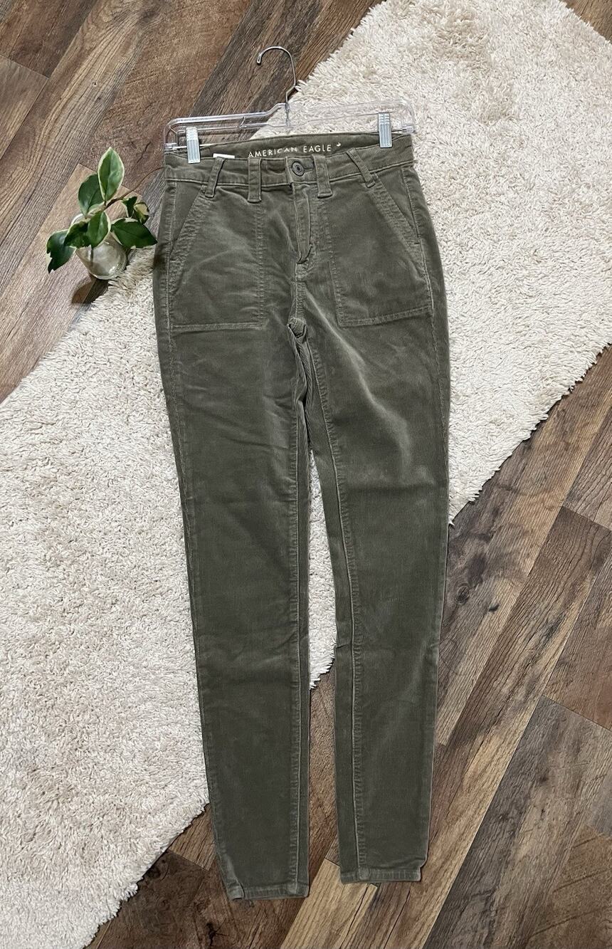 American Eagle Size 2 Tall Green Corduroy Super Stretch High-Rise Skinny Jeans